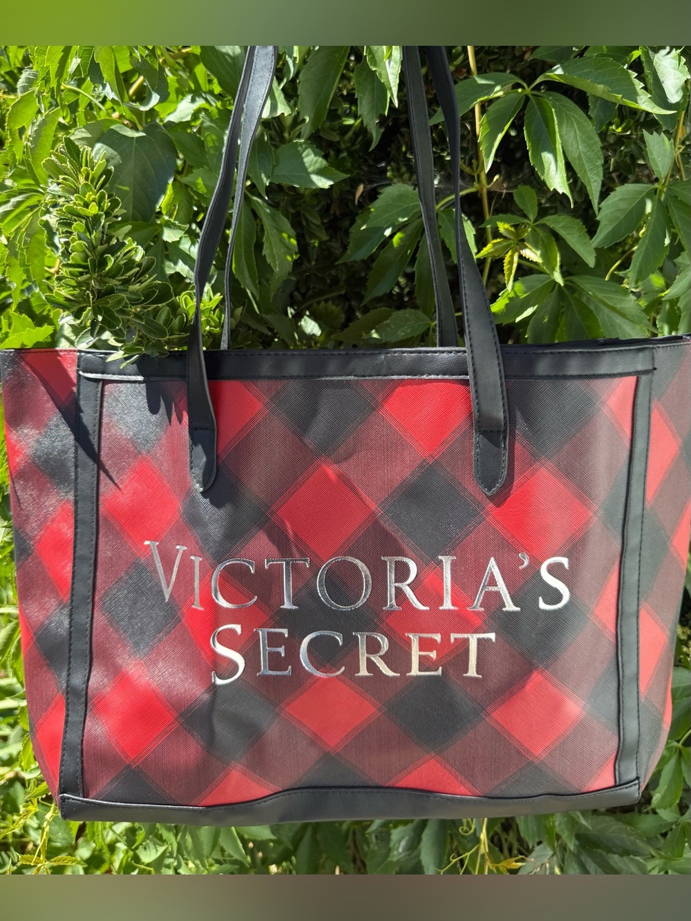 Victoria's Secret 2021 Holiday Vegan Saffiano Red Black Plaid Tote Bag